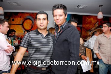 29112007
Ángel Fernández y Roberto Longmre.