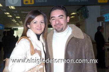 25112007
Isabel Ruiz y Carlos Borja viajaron a Ensenada, Baja California.