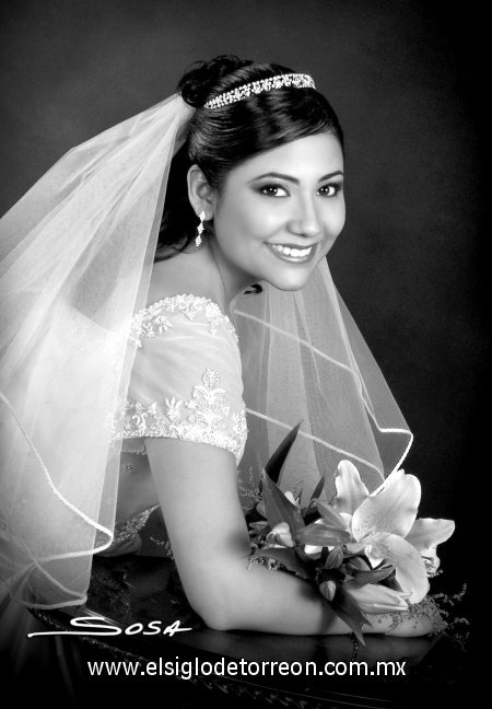 Srita. Ana Laura Ochoa Valdés el día de su enlace nupcial con el Sr. Jorge Luis Berna Benavides.

Studio  Sosa