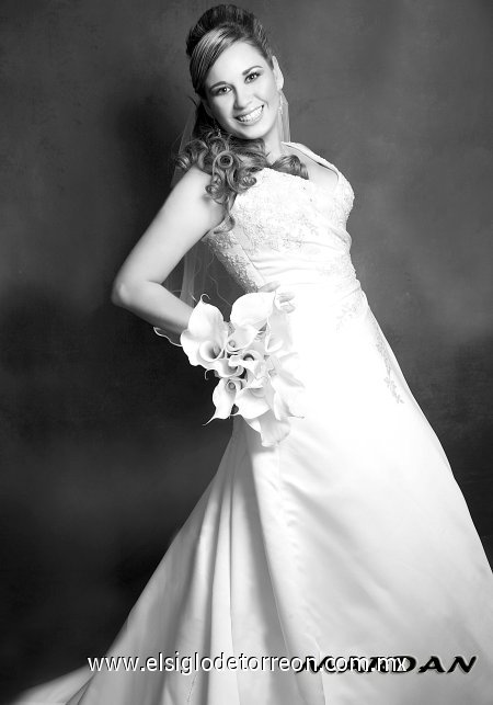 Srita. Claudia Lorena Boone Brizuela el día de su enlace nupcial con el Sr. Marco Israel Trujillo Acuña.

Estudio Mardan