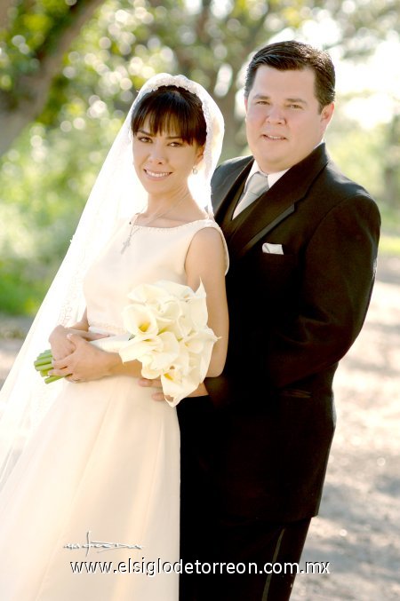 Sr. Alfonso Sepúlveda Ramírez y Srita. Myriam Marcia Ramírez de León unieron su vida en sagrado matrimonio en el altar de la parroquia de Nuestra Señora de la Encarnación el sábado 22 de septiembre  de 2007.

Estudio Carlos Maqueda.