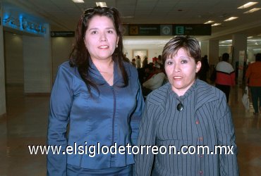 02122007
Marcela Guevara y Ana Luisa Macías viajaron a Guadalajara, Jalisco.