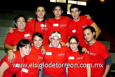 02122007
Lety Ibarra, Yocelin Gutiérrez, Gina Mayorga, Delfina Moreno, Carlos Muñoz, Max Alarcón, Francisco de la Garza, Luis Rosas y Ernesto Gardea.