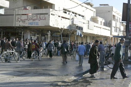 Amara es la capital de la provincia de Maysan, cuyo control fue trasferido el pasado mes de abril por las tropas británicas, responsables de su seguridad, a los soldados iraquíes y Fuerzas del Ministerio del Interior.