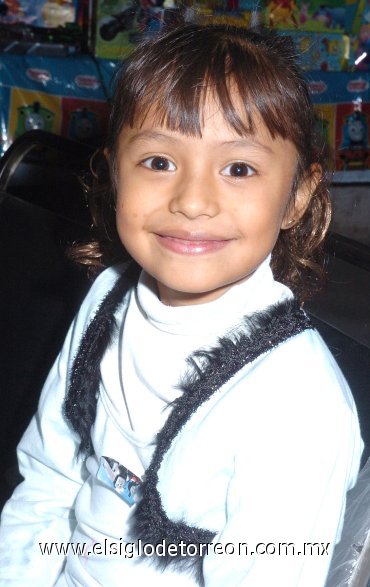 07122007
María Luisa Salas en reciente festejo infantil.