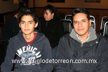 12122007
Julio Sosa Zavala y Ernesto Garza Alanís.
