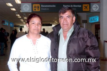 14122007
Patricia Zavala y Rufino González viajaron a Tijuana, Baja California.