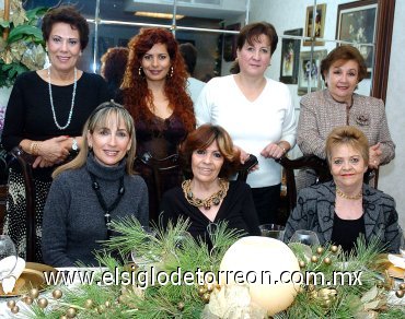 18122007
María del Carmen de Hermosillo, Magaly Galván, Martha de Montero, Maga de Obeso, Silvia de Martínez, Malú de Martínez y Ángeles de Balcázar.