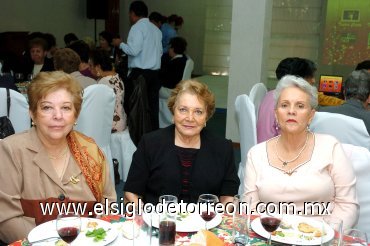 19122007
Aurora Zorrilla, María Elena González y Magdalena Rodríguez.