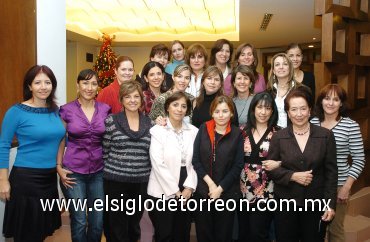 20122007
Susy, Pily, Vicky, Rocío, Susana, Carolina, Patricia, María Esther, Luz Elena, Ana Karla, Ingrid, Estela, Mague, Adriana, Cecilia, Alejandra, Georgina, Marcela, Elvi y Consuelo.