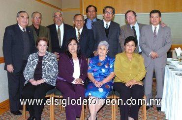 23122007
Dalia Callau, Elena Gutiérrez, Carmen Salazar, Gloria Torres, José Rodolfo Mijares, Elías de la Torre, Antonio Alanís, Fernando Rangel, Alejandro Alanís, Alejandro Cardona, Gerardo Reyes y Jorge Covarrubias