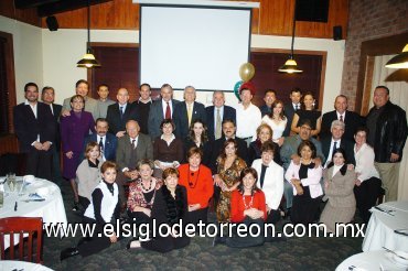 23122007
Un Grupo de médicos disfrutó de su posada.
