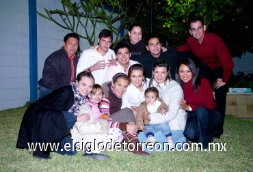 28122007
Los chicos de la familia se la pasaron felices.