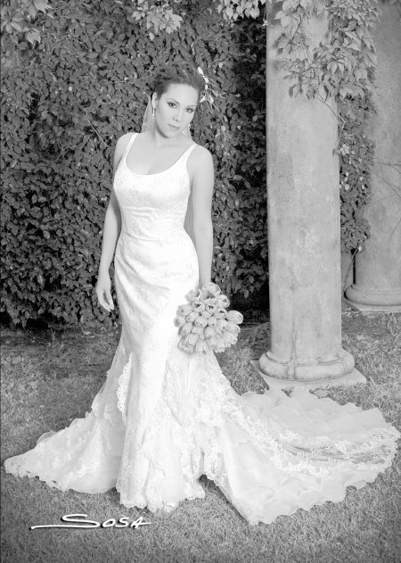 Srita. Carol Posada Morales el día de su enlace nupcial con el Sr. Jorge Alberto Ríos Santelices.

Studio Sosa