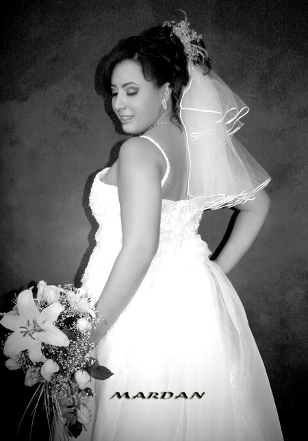 Dra. Adriana Reyes Zavala unió su vida en sagrado matrimonio a la del Dr. Guadalupe César Cháirez Flores.

Estudio Fotográfico Mardan