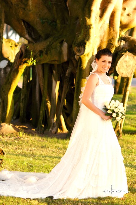 Srita. Nidia Dávila González unió su vida en sagrado matrimonio a la del Sr. Alejandro Ortiz Cano.

Estudio Carlos Maqueda