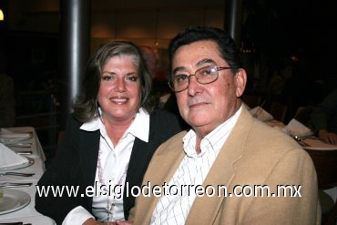 02012008
Chacha de Salmón y Mario Antonio Salmón.