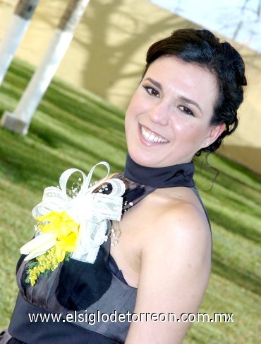 07012008
Muy contenta lució Nadia Cervantes Pérez el día de su fiesta prenupcial.