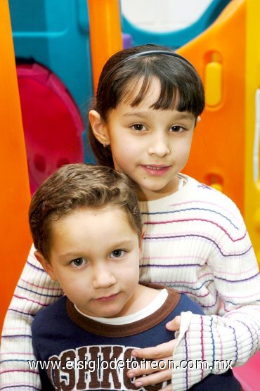 23012008
Eloísa y Carlos Alfonso González disfrutaron de la fiesta.