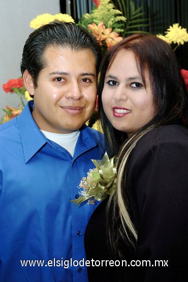 27012008
Noé Alvarado Tovar y Lorena Soriano Martínez contraerán nupcias el próximo 14 de marzo.