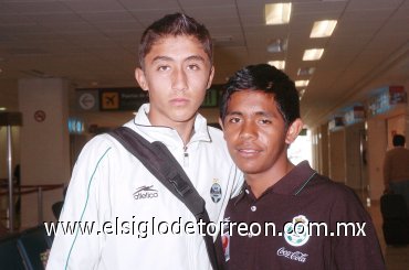 01022008
David Román y Michel Mora llegaron de Perú.