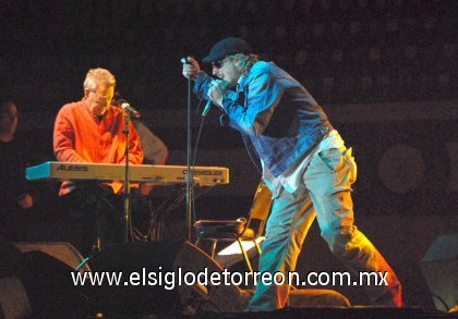 Los Doors representan no sólo una época dentro del Siglo XX, sino todo un emblema de una generación y un pedazo
de historia que sacudió los cimientos de la cultura occidental.