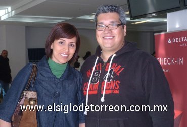 03022008
Nora y Daniel Mijares viajaron a Acapulco.