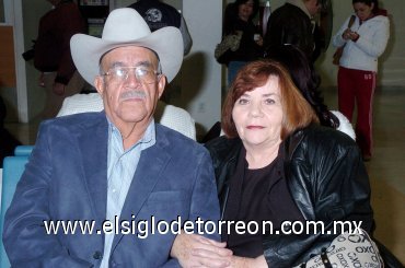 07022008
José Francisco Gómez y Ana María Gómez viajaron a Mazatlán, Sinaloa.