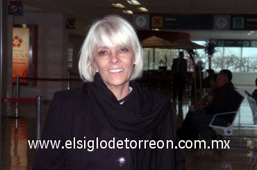09022008
Cristina Méndez llegó de la Ciudad de México.