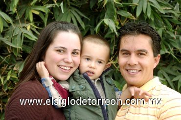 07022008
Alejandro, Any y Alejandro Herrera Ochoa.