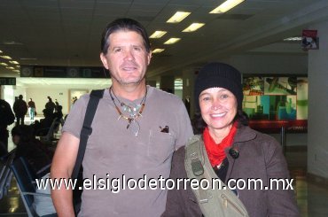 19022008
José Félix y Camila Borrell viajaron a Veracruz.