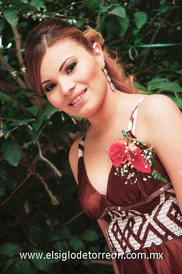 17022008
Lucero Iveeth Martínez Favela contraerá nupcias con Fernando Satarain Lamberta.