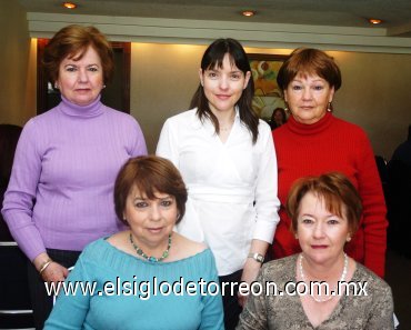 17022008
Genis, Sylvia, Cristina y Leticia Gómez, y Lety Villarreal.