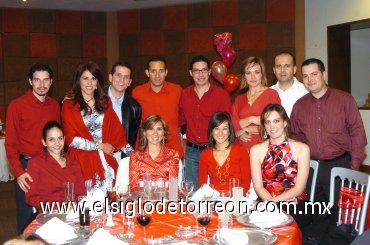 14022008
Elisa y Memo Milán, Antonio y Fabiola Fahur, César y Mónica Pérez, Salim y Martha Fahur, Raúl y Milu Anzúrez, Carlos y Alma Fahur.