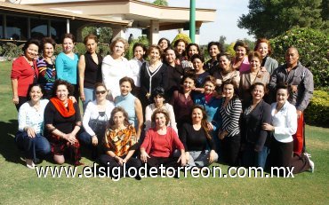 17022008
Grupo del gimnasio del Club Campestre Torreón en su celebración con motivo del Día del Amor y la Amistad.