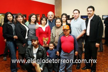 17022008
Los integrantes del taller de fotografía de Jesús Jáuregui expusieron su obra.