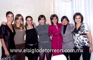 29022008
Guadalupe Castro, Laura Orduño, Hiyam Jalil, Cinthia Nevárez, Mirvat Jalil, Claudia Estrada y Tahany Jalil.