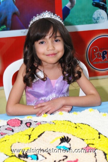 17022008
La pequeña Araceli Montelongo González cumplió seis años.