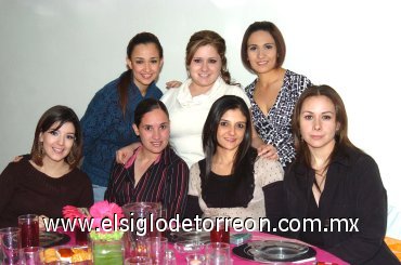 24022008
Karla Gutiérrez, Fernanda del Bosque, Marcela García, Angie López, Marcela Moreno, Sonia Mansur y Lore Ávila.