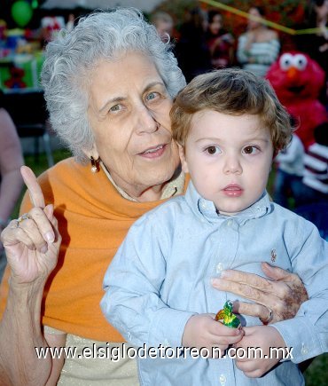 29022008
María Eva Braña y su nieto Matteo Braña Giberti.