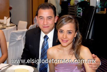 06032008
Carlos y Fernanda de la Garza.