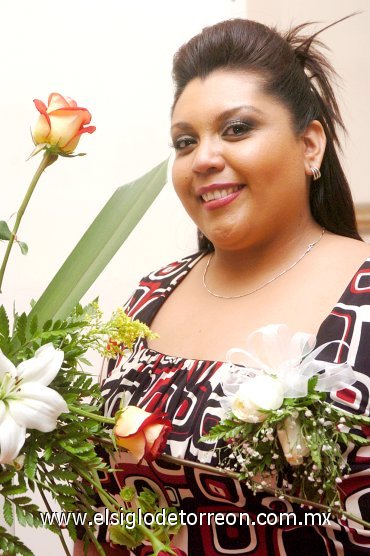 09022008
Brenda Cecilia Gutiérrez Macías contraerá matrimonio con Luis Raúl Maldonado Enríquez, el sábado 26 de abril.