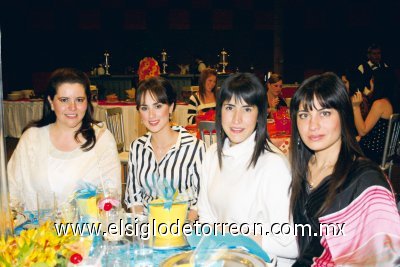 Rocío Palafox, Nancy Perella, Lorena de Mendoza e Isabel Máynez de Sordo.