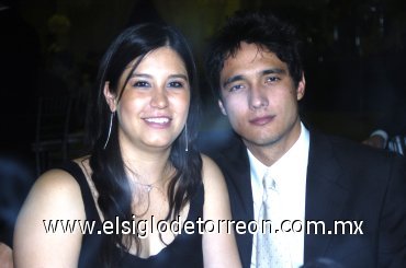 09032008
Paola Lozano y Álvaro Prieto durante una divertida boda