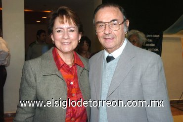 09032008
Patricia de Ayala y Alfonso Ayala.
