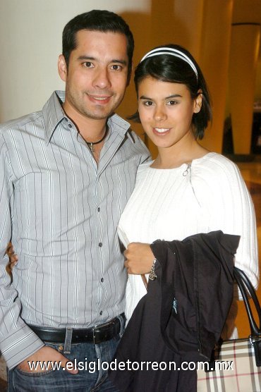 13032008
Jorge Soto y Evelyn Cuéllar.