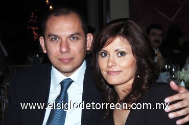 16032008
Alejandro Cabello y Patricia de Cabello.