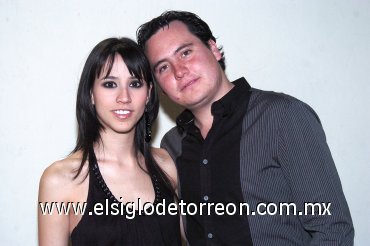 28032008
Alejandra Zermeño Arreguin y Luis Enrique Ramírez Vázquez, se casarán el 21 de junio del presente año.