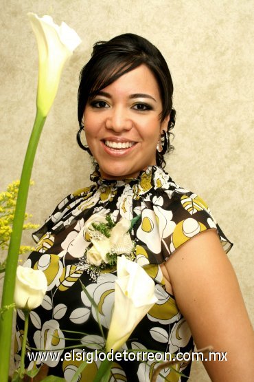01042008
Suheila Dipp Salas, contraerá matrimonio el próximo 14 de abril.