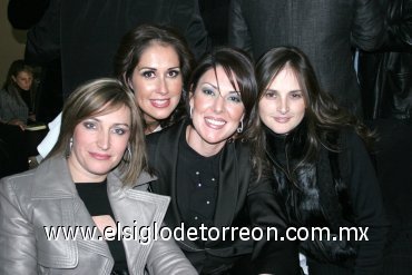 01042008
Valeria Russek, Liliana Rodíguez, Nancy Kuri y Mayte Cobián.